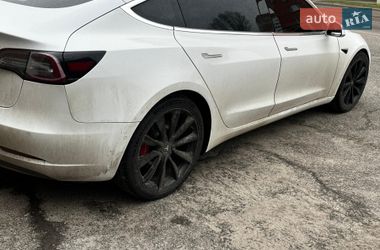 Седан Tesla Model 3 2018 в Полтаве