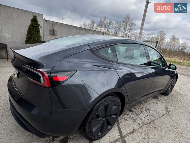 Седан Tesla Model 3 2024 в Костопілі фото 8 Седан Tesla Model 3 2024 в Костопілі
