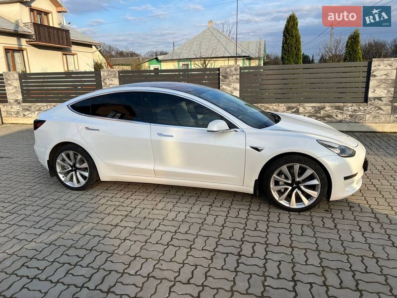 Седан Tesla Model 3 2018 в Долині фото 3 Седан Tesla Model 3 2018 в Долині