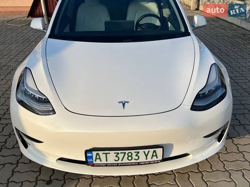 Седан Tesla Model 3 2018 в Долині фото 6 Седан Tesla Model 3 2018 в Долині