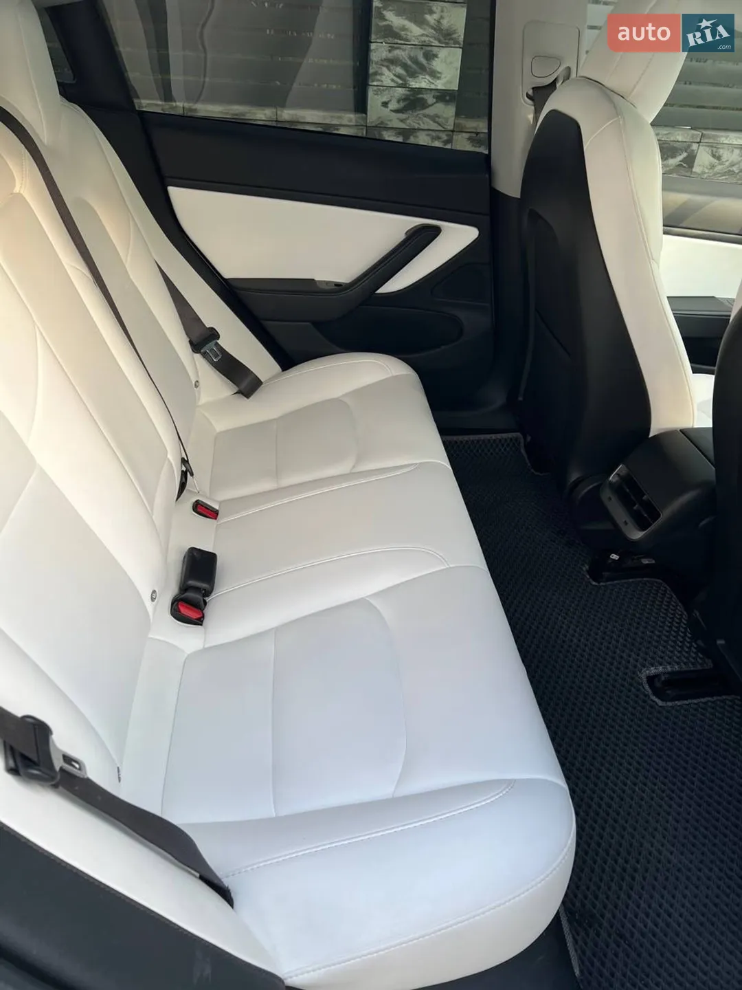 2018 Tesla Model 3 - мініатюра 16