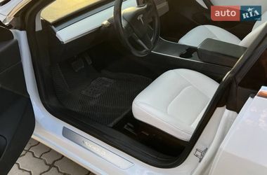 Седан Tesla Model 3 2018 в Долині фото 21 Седан Tesla Model 3 2018 в Долині