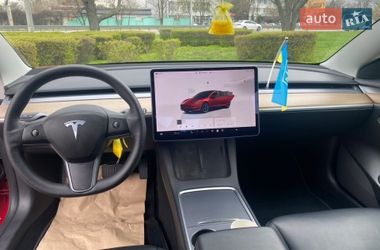 Седан Tesla Model 3 2022 в Дніпрі
