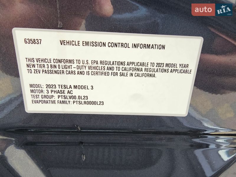 Седан Tesla Model 3 2023 в Львові