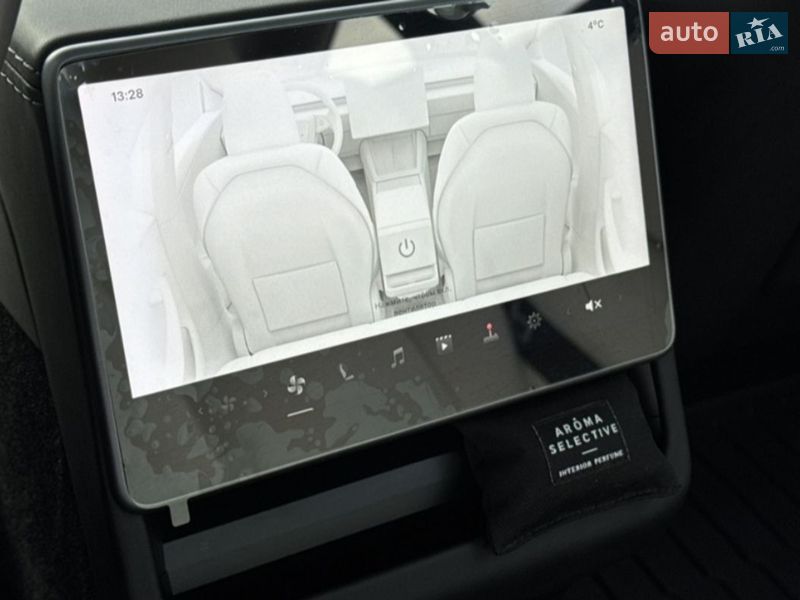 Седан Tesla Model 3 2025 в Кропивницком фото 22 Седан Tesla Model 3 2025 в Кропивницком