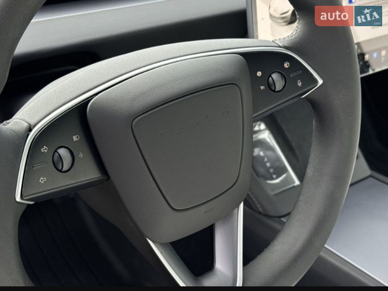Седан Tesla Model 3 2025 в Кропивницком фото 15 Седан Tesla Model 3 2025 в Кропивницком