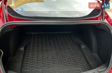 Седан Tesla Model 3 2018 в Києві