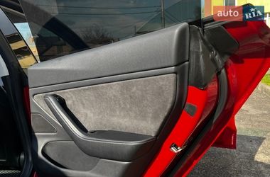 Седан Tesla Model 3 2018 в Києві