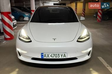 Седан Tesla Model 3 2018 в Харькове