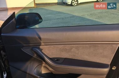 Седан Tesla Model 3 2021 в Киеве фото 17 Седан Tesla Model 3 2021 в Киеве
