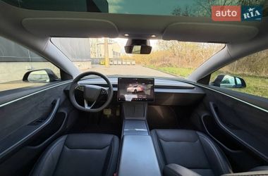 Седан Tesla Model 3 2024 в Киеве