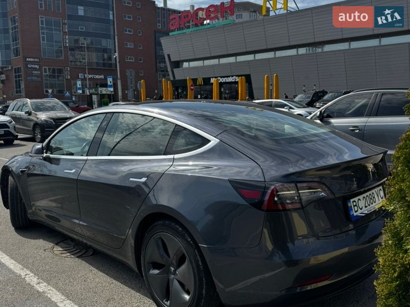 Седан Tesla Model 3 2019 в Львове фото 8 Седан Tesla Model 3 2019 в Львове
