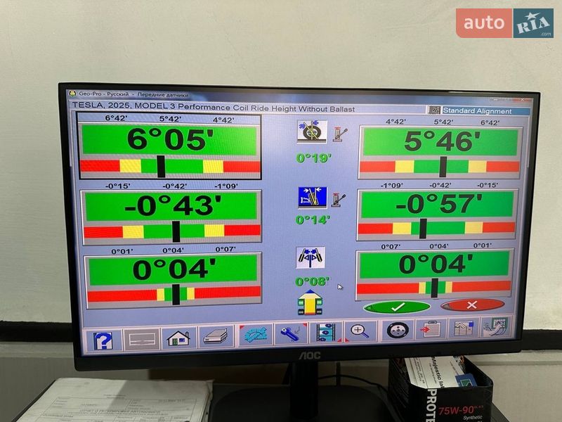 Седан Tesla Model 3 2025 в Києві