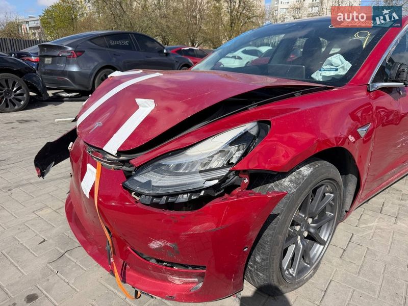 Седан Tesla Model 3 2018 в Луцьку фото 8 Седан Tesla Model 3 2018 в Луцьку