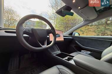Седан Tesla Model 3 2024 в Киеве