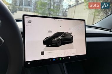 Седан Tesla Model 3 2024 в Киеве