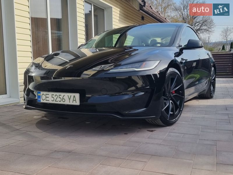 Седан Tesla Model 3 2024 в Черновцах фото Седан Tesla Model 3 2024 в Черновцах