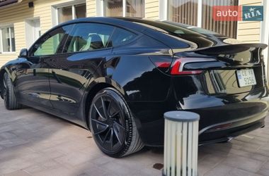 Седан Tesla Model 3 2024 в Черновцах фото 5 Седан Tesla Model 3 2024 в Черновцах