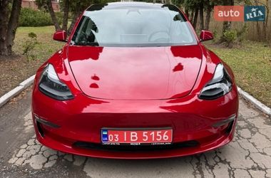Седан Tesla Model 3 2021 в Рівному