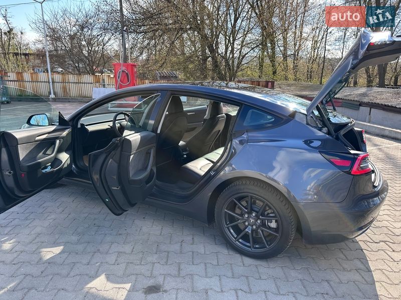 Седан Tesla Model 3 2023 в Виннице фото 7 Седан Tesla Model 3 2023 в Виннице