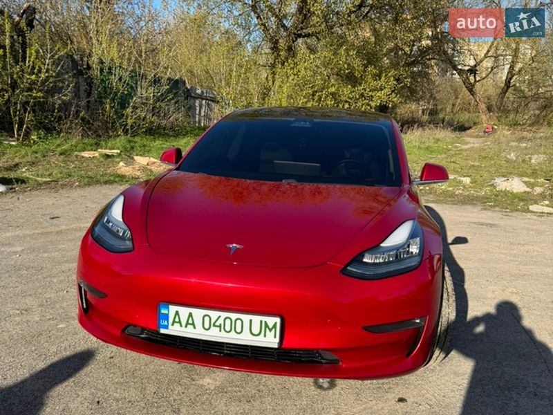 Tesla Model 3 2018