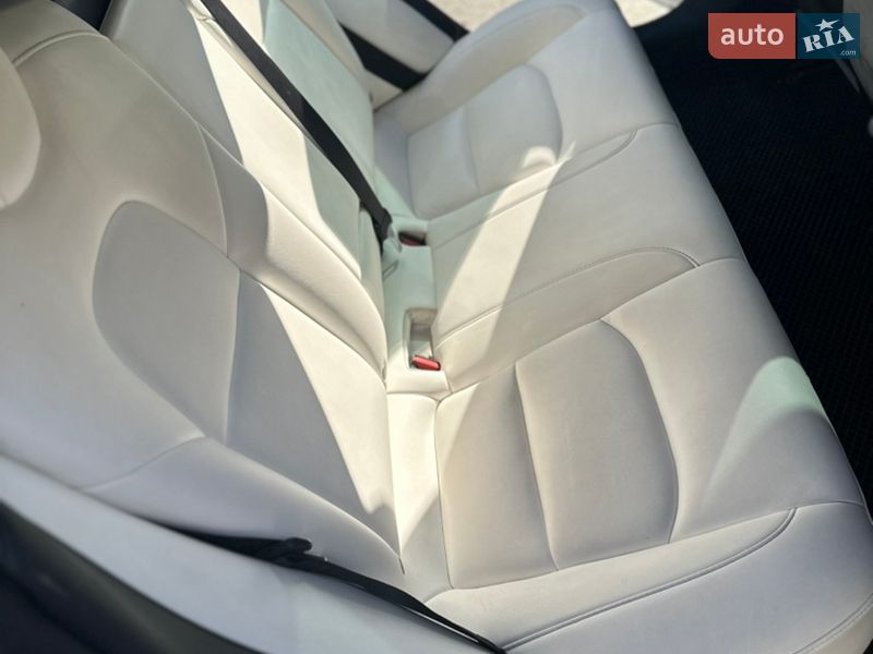 Седан Tesla Model 3 2019 в Луцьку фото 18 Седан Tesla Model 3 2019 в Луцьку