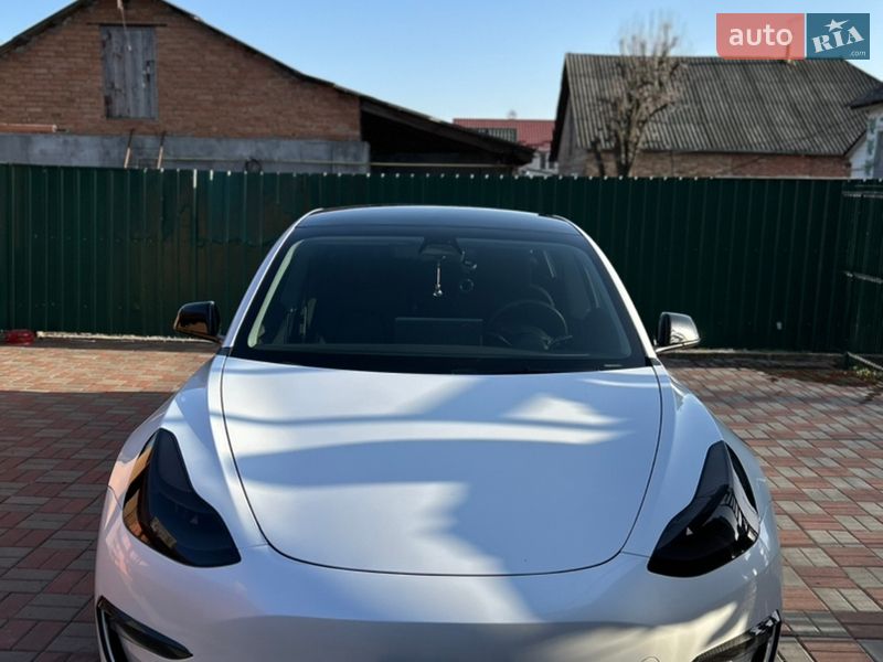 Седан Tesla Model 3 2021 в Хмельницком фото Седан Tesla Model 3 2021 в Хмельницком