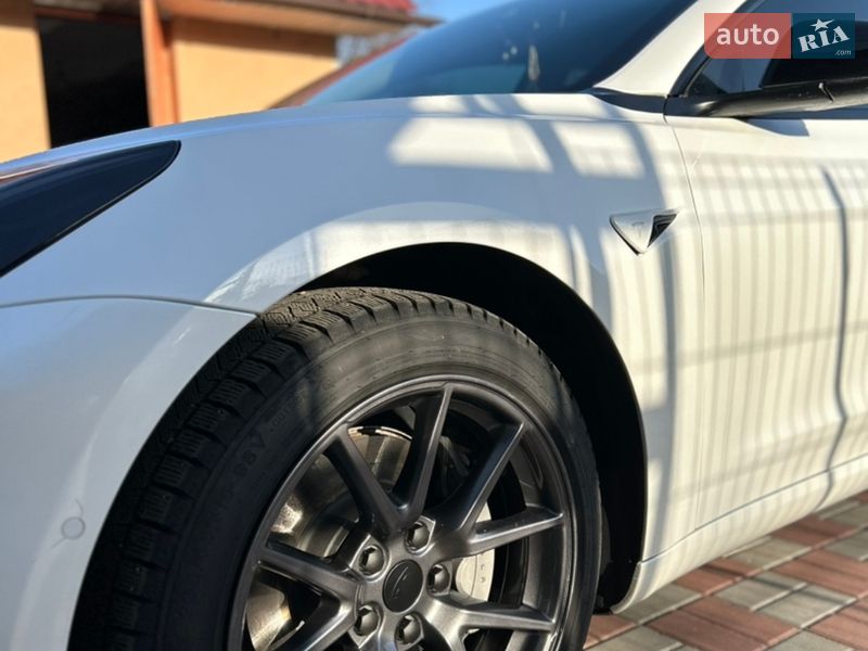 Седан Tesla Model 3 2021 в Хмельницком фото 3 Седан Tesla Model 3 2021 в Хмельницком