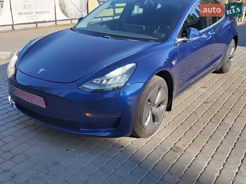 Седан Tesla Model 3 2019 в Кременчуге фото Седан Tesla Model 3 2019 в Кременчуге