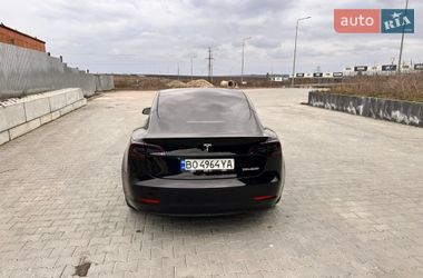 Седан Tesla Model 3 2022 в Тернополі