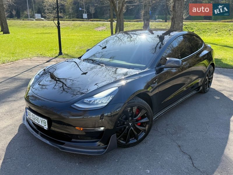 Tesla Model 3 2019 Tesla Model 3 2019