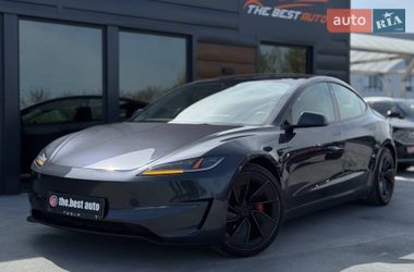 Седан Tesla Model 3 2024 в Рівному