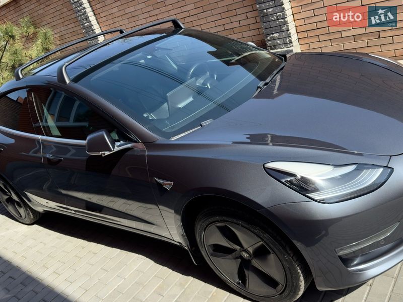 Седан Tesla Model 3 2019 в Виннице