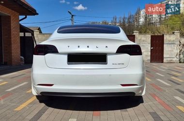 Седан Tesla Model 3 2020 в Белой Церкви