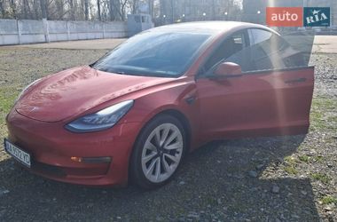 Седан Tesla Model 3 2020 в Києві