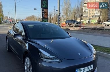 Седан Tesla Model 3 2020 в Миколаєві