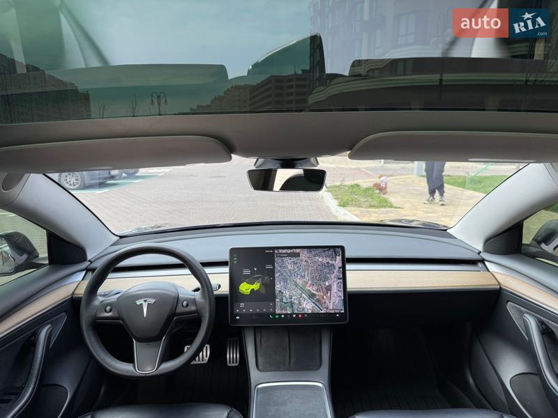 Седан Tesla Model 3 2022 в Києві