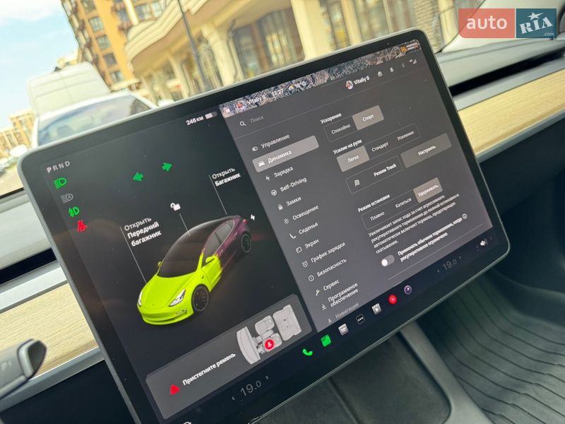 Седан Tesla Model 3 2022 в Києві