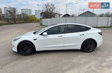 Седан Tesla Model 3 2022 в Києві