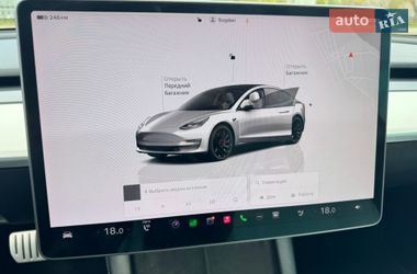 Седан Tesla Model 3 2022 в Києві