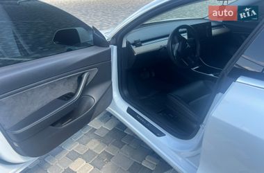 Седан Tesla Model 3 2019 в Миколаєві