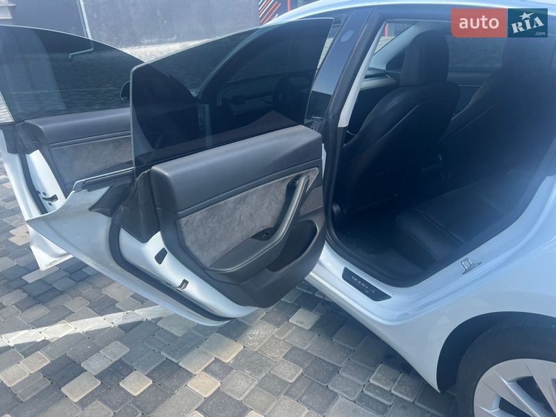 Седан Tesla Model 3 2019 в Миколаєві