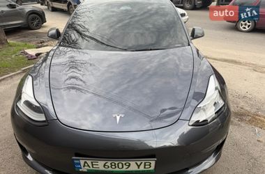Седан Tesla Model 3 2023 в Днепре