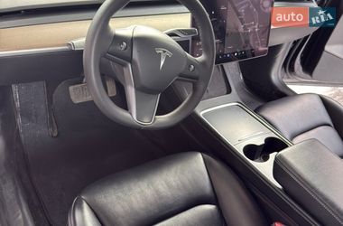 Седан Tesla Model 3 2021 в Здолбунове