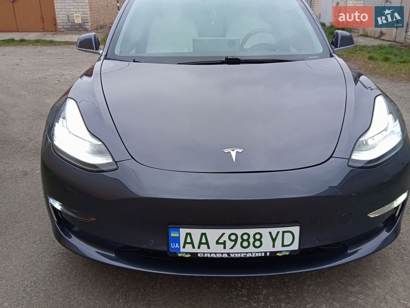 Седан Tesla Model 3 2019 в Белой Церкви