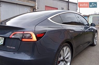 Седан Tesla Model 3 2019 в Белой Церкви
