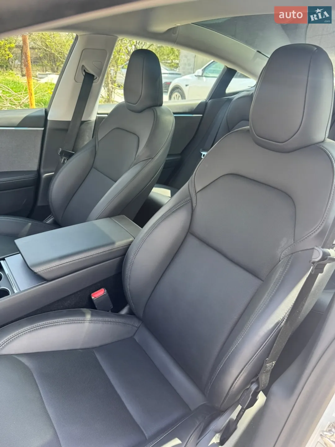 2024 Tesla Model 3 - мініатюра 8