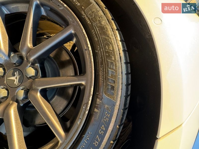 Седан Tesla Model 3 2019 в Миколаєві