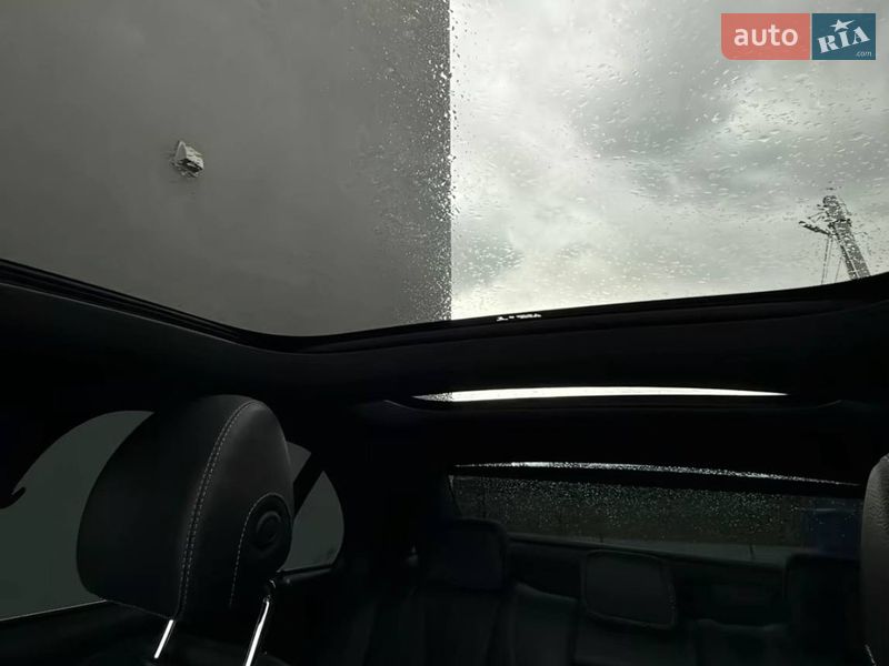 Седан Tesla Model 3 2021 в Львове