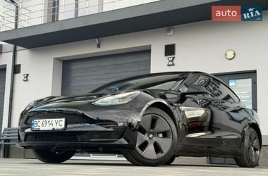 Седан Tesla Model 3 2023 в Дрогобыче